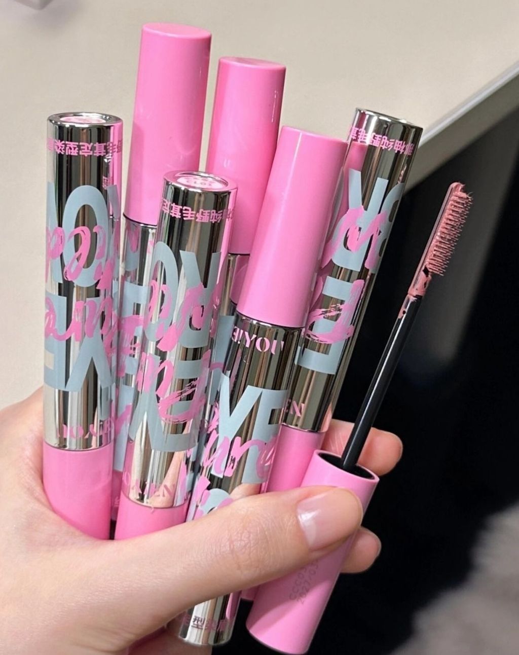 韩女漫撕脸氛围感…兔子同款染眉膏安全上车_1_咪咪万事屋_来自小红书网页版