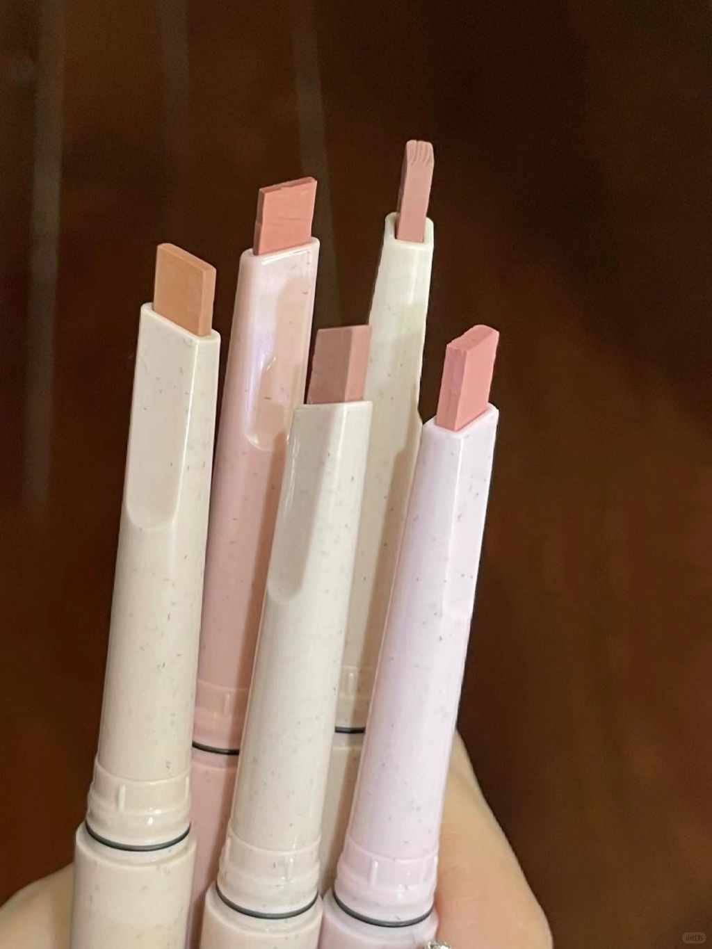 薄唇女孩的DNA动了！嘟嘟唇怪好看滴_1_花洛莉亚美妆手帐本_来自小红书网页版