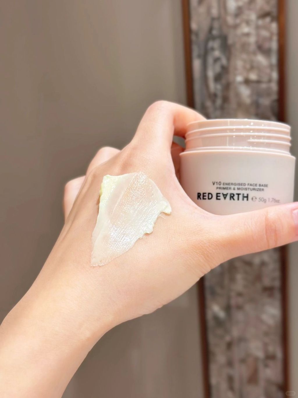 卡粉救星 巨扒脸的妆前贴贴霜…才几十块😍_4_小雨的挖宝日记_来自小红书网页版