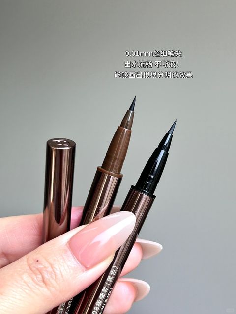 哇趣！随手买的眼线液笔！秒了所有！！！！_3_李李不吃梨🍐_来自小红书网页版