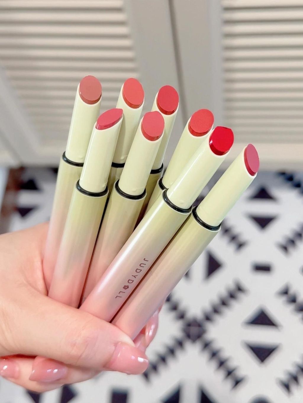 橘朵新品！毫无技巧的硬美！！_1_Judydoll橘朵彩妆种草集_来自小红书网页版