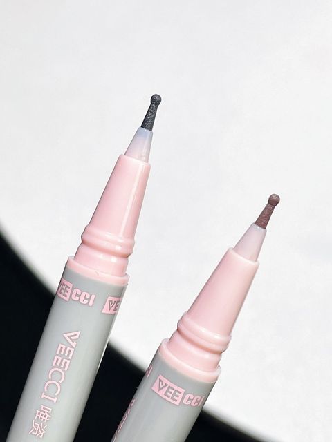 设计师在吗？怎么这眼线笔长的珠圆玉润的？！_1_蛋炒饭_来自小红书网页版