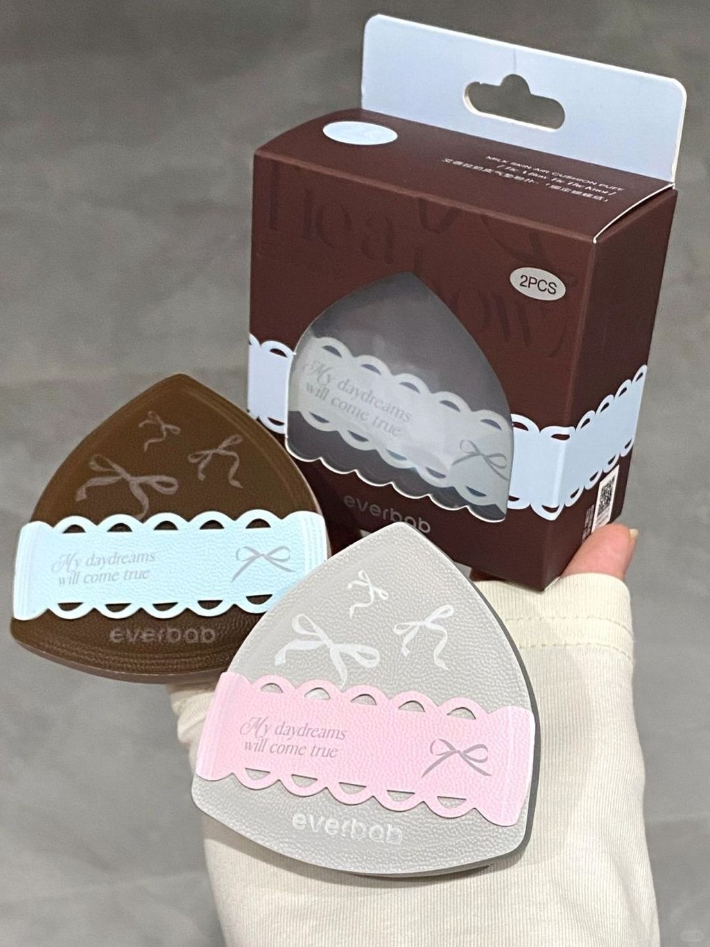 🎀新品allin了！蝴蝶结粉扑🩰少女心DNA动了！_2_清蒸大咸鱼__来自小红书网页版