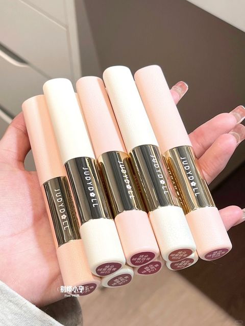 ☁️橘朵新品！细管口红！黄皮统治区松弛感拿捏_2_别烦小宁_来自小红书网页版