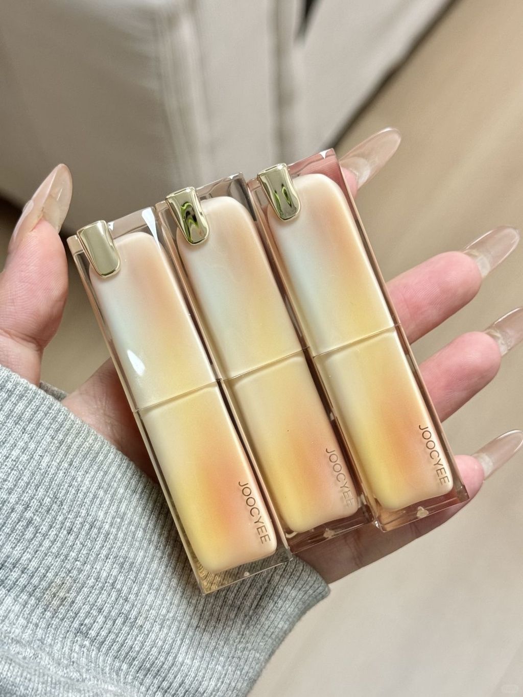 秋冬被润到心里…承包你的新年口红💄_1_小兔生煎包_来自小红书网页版