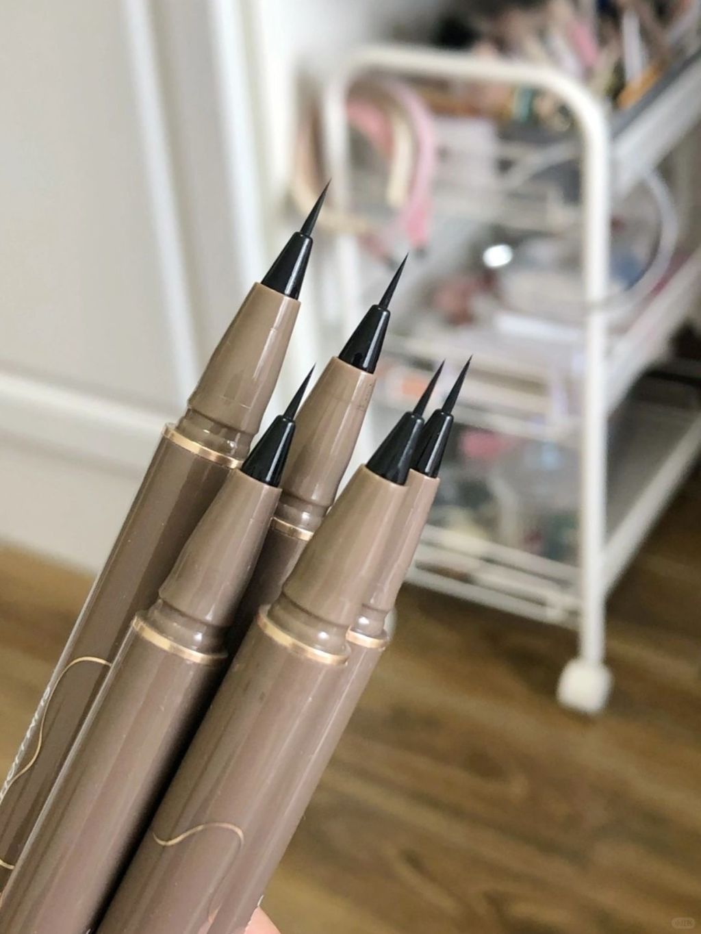 被可以画下睫毛的极细眼线笔拿捏住了！！_7_是小石头哇_来自小红书网页版