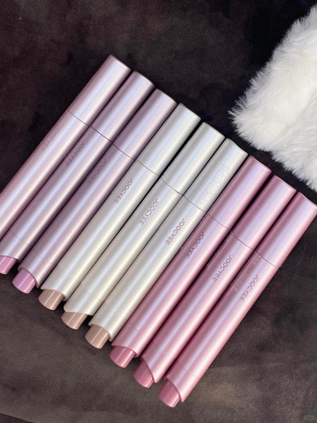 水当当的玻璃唇🫧淡人的舒适区_15_酵色时髦色彩_来自小红书网页版