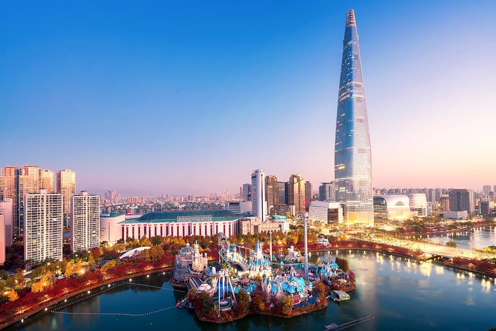 Experience-Seoul_attractions_Lotte-World