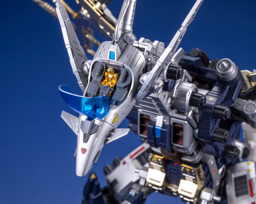 ZD196_salamander-f2_03