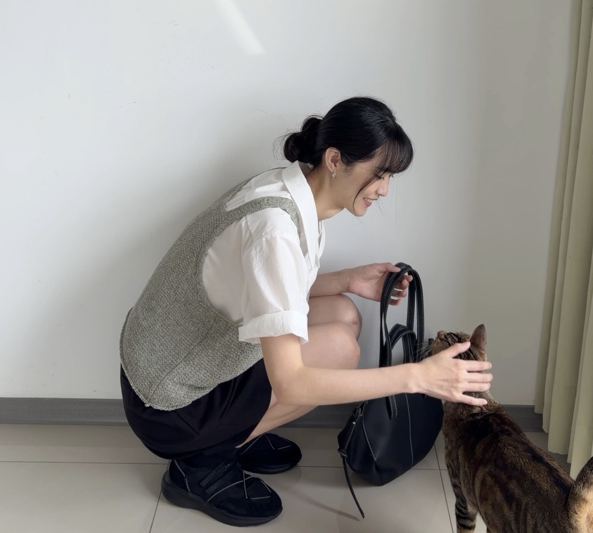 https://cdn.store-assets.com/s/1371870/f/17102229.jpg