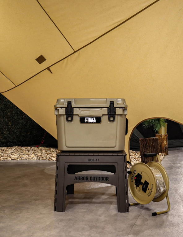 Arbor Folding Table(13)