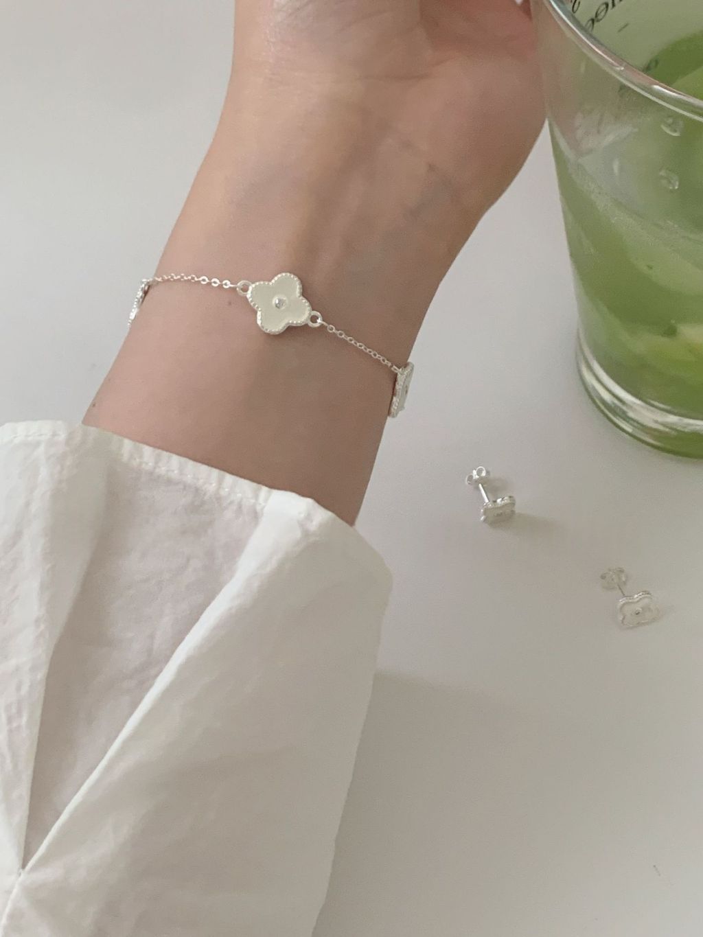 O1CN01b9KbxC1NIZlT4EfkO_!!2215968841547-0-cib-processed