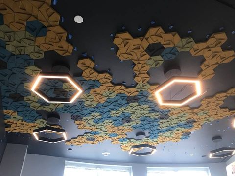 30743403_1695915810501551_7771021935109996544_n-15115024072018