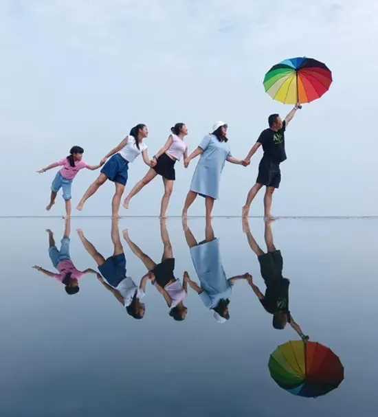 天空之境 Sky Mirror  | SHÀNG Travel