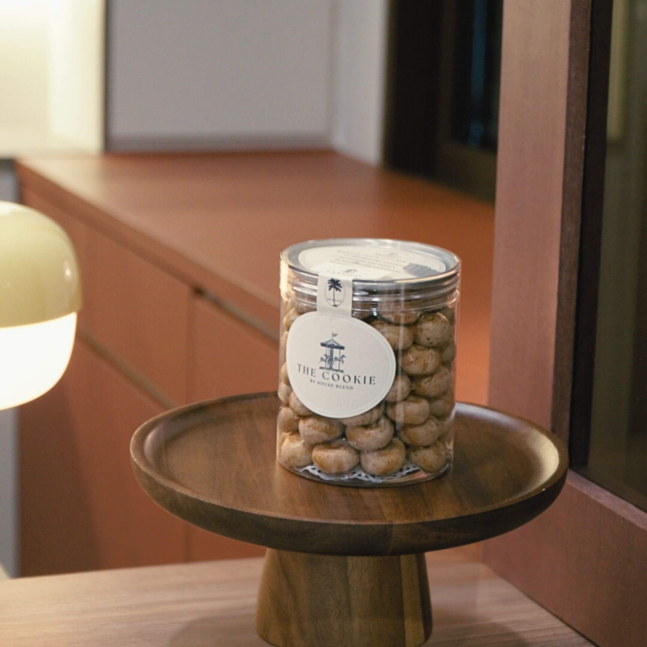 img-b9-the-peanut@2x