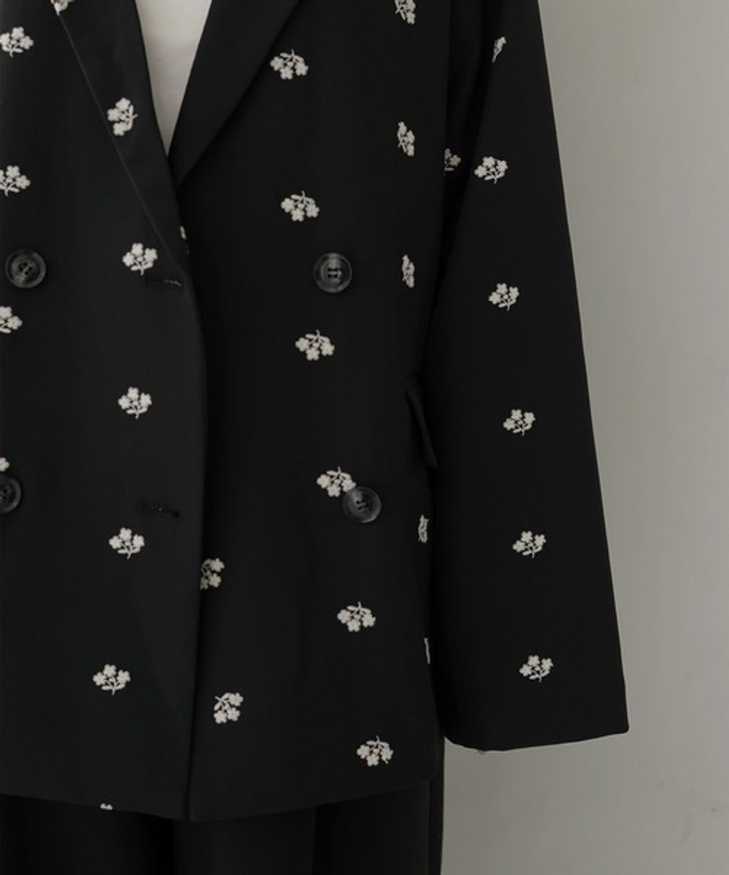 imgi_14_103939677b_b_11_500