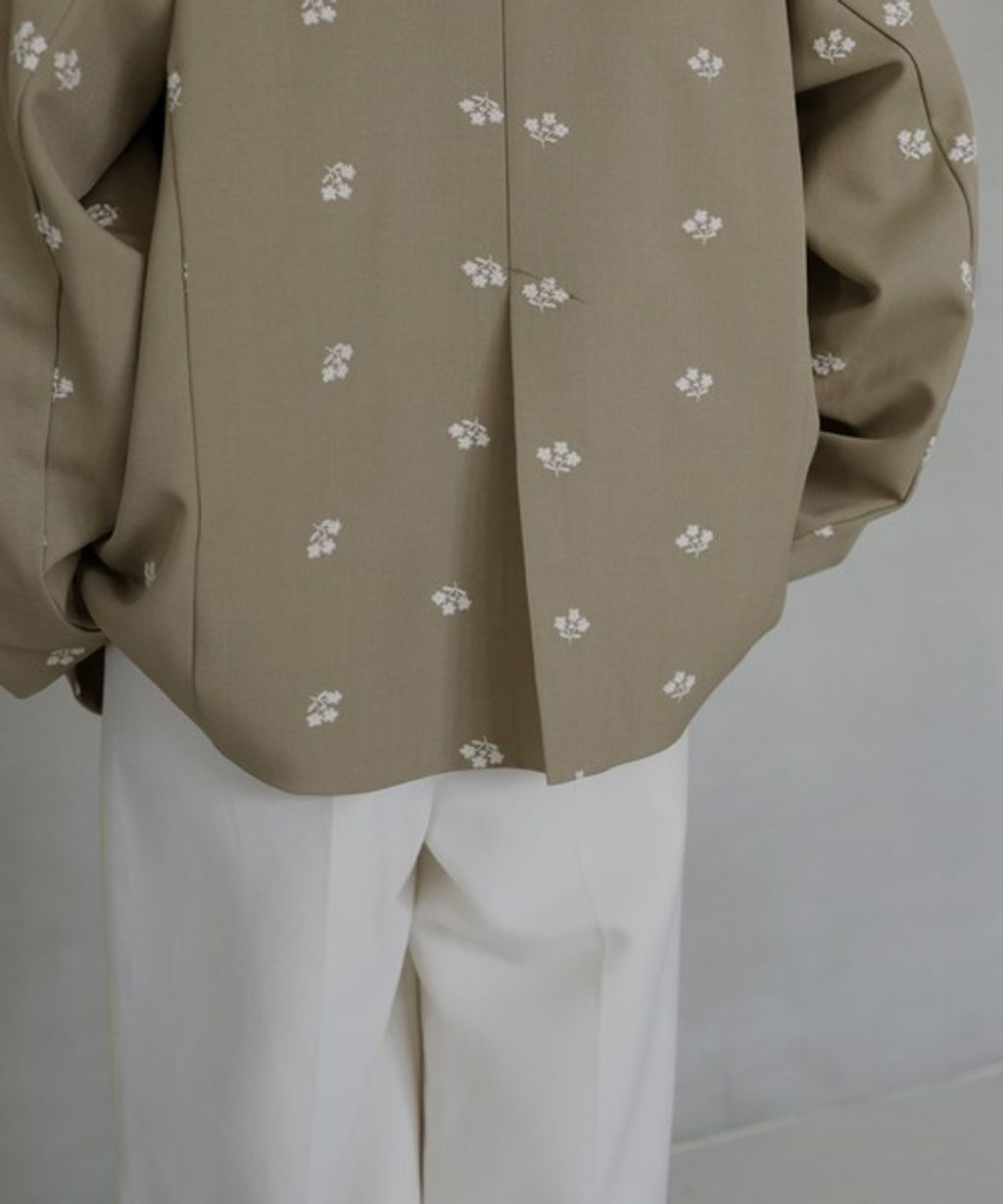 imgi_25_103939677b_b_23_500