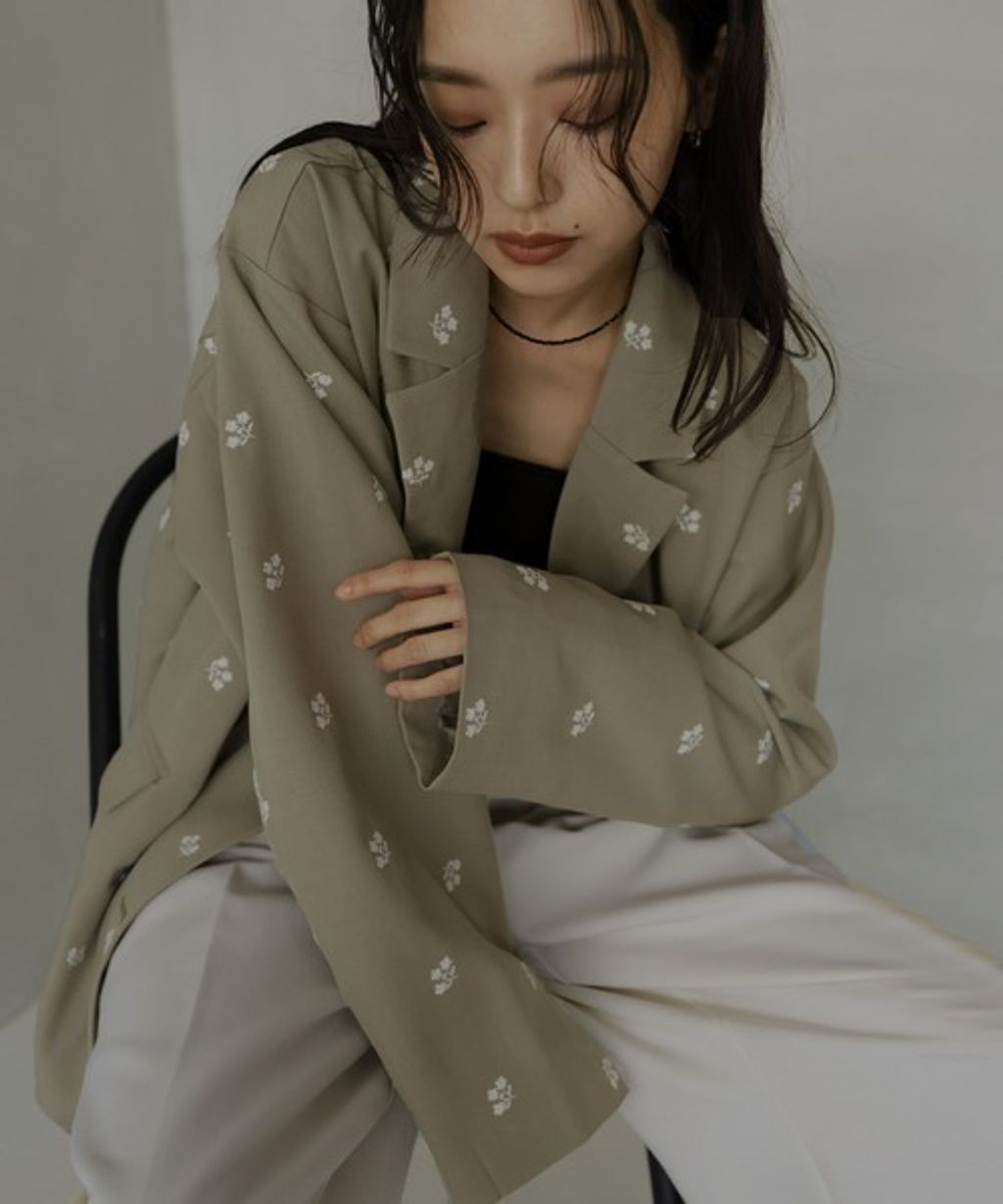 imgi_16_103939677b_b_14_500