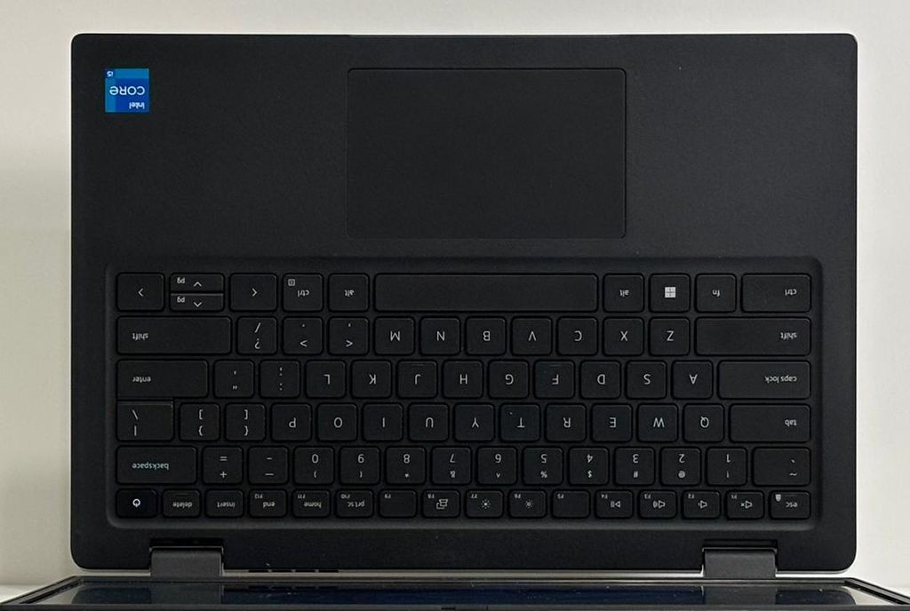 WhatsApp Image 2025-11-28 at 19.19.36 (1)