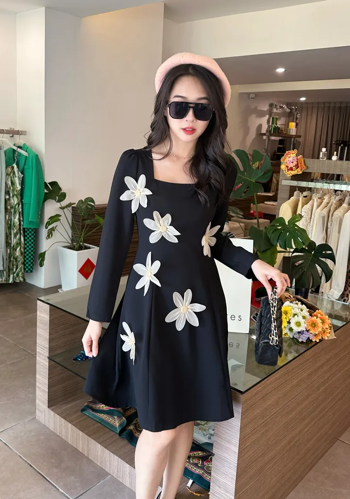 Camellia Noir Dress 山茶黑影连衣裙