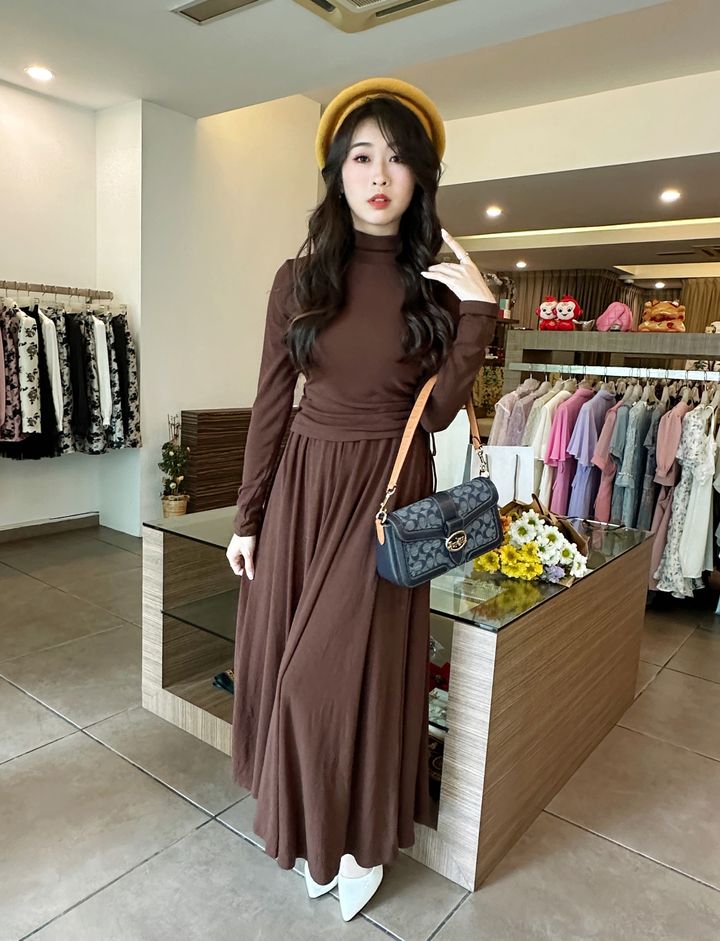 Maddie Comfort Coffee Mid Neck Set Wear 咖色简约纯棉套装