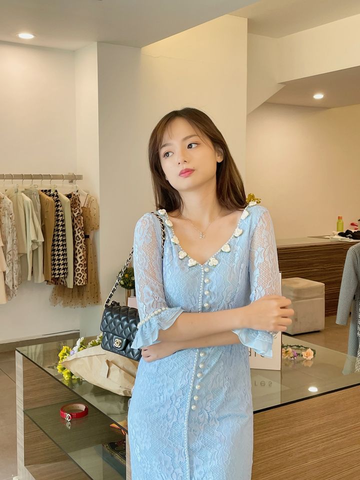 Socialite Lace Midi Dress 交际花中长连身裙