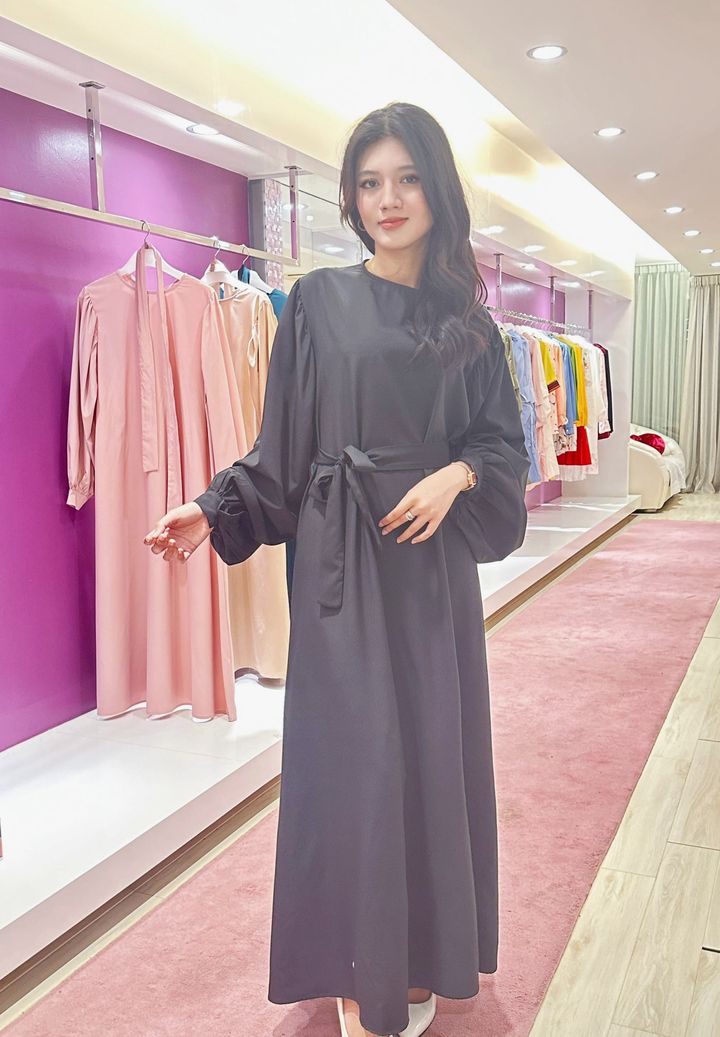 Noir Black Elegance Puff Sleeve Dress 典雅黑连衣裙