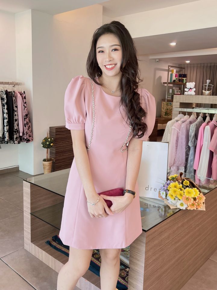 Gabi Side Hollow Dress 肉粉钻钉露腰连身裙
