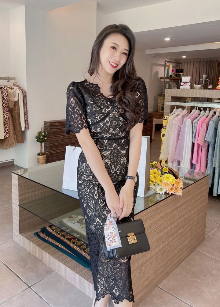 Danya Momentum Lace Dress 蕾丝镂空包臀连身裙