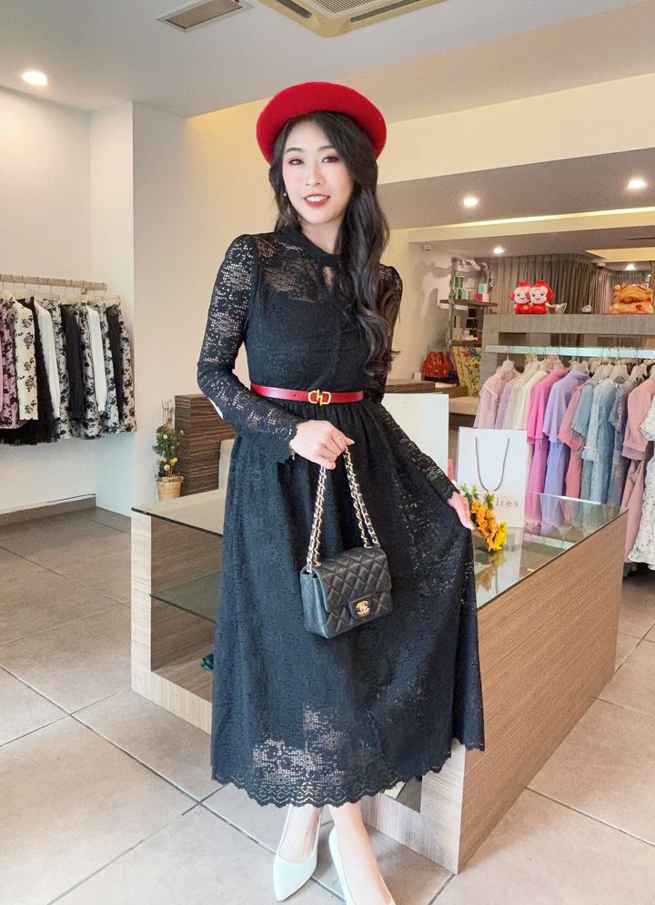 Night Lace Affair Dress 绯红魅影蕾丝连身裙