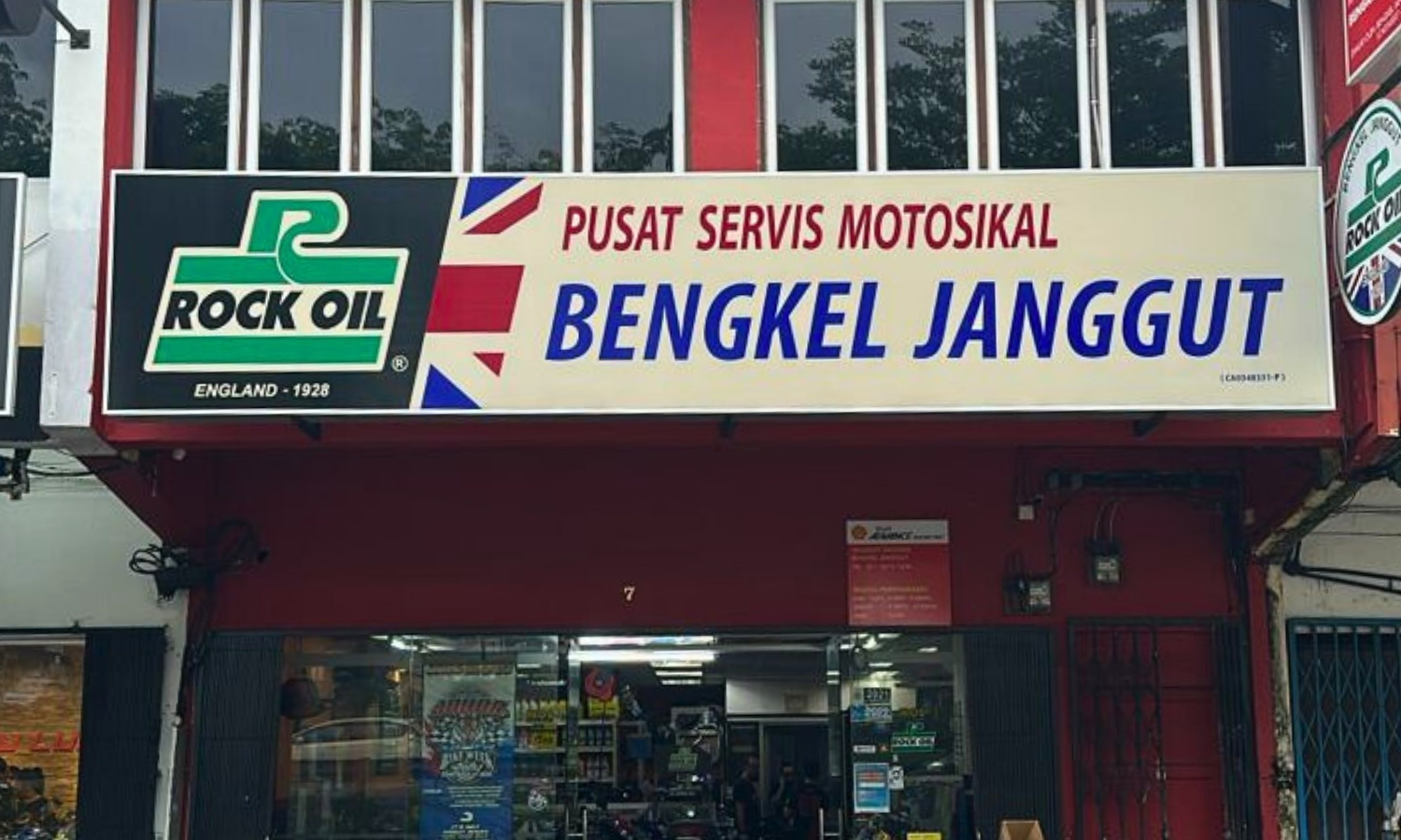 BENGKEL JANGGUT