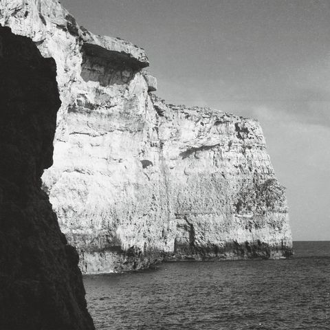 Tonight Will Be Fine—Elephant Island 01