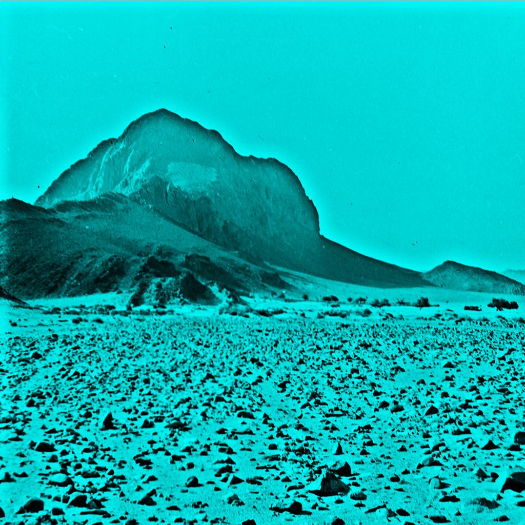 Ko Shin Moon—78 Fragments 01