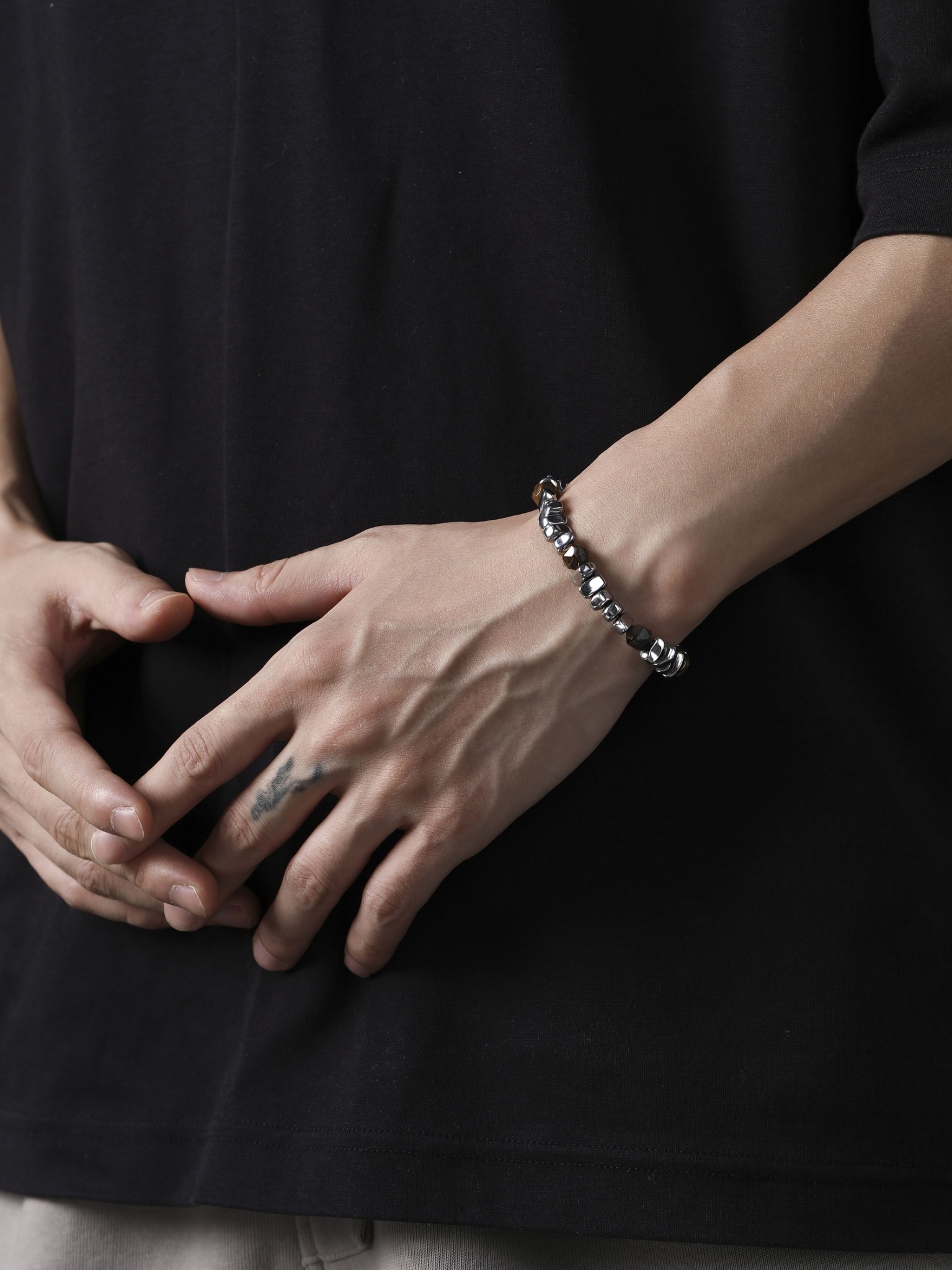 LINE_ALBUM_UCB013_251226_4