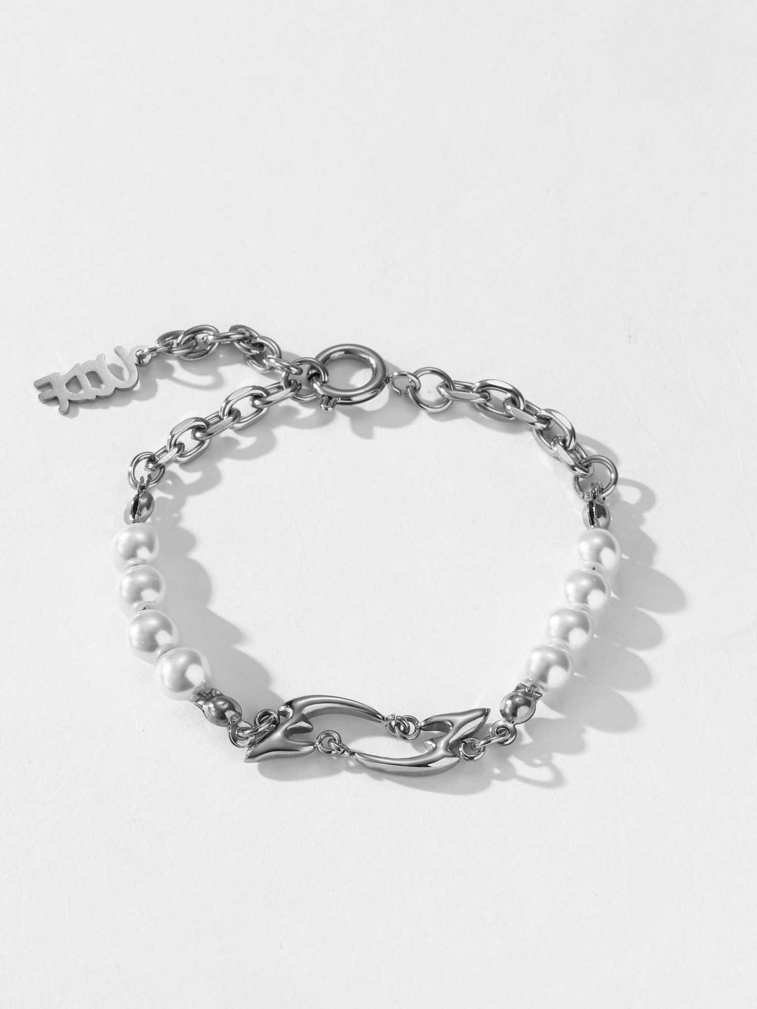 LINE_ALBUM_UCB010_251226_8