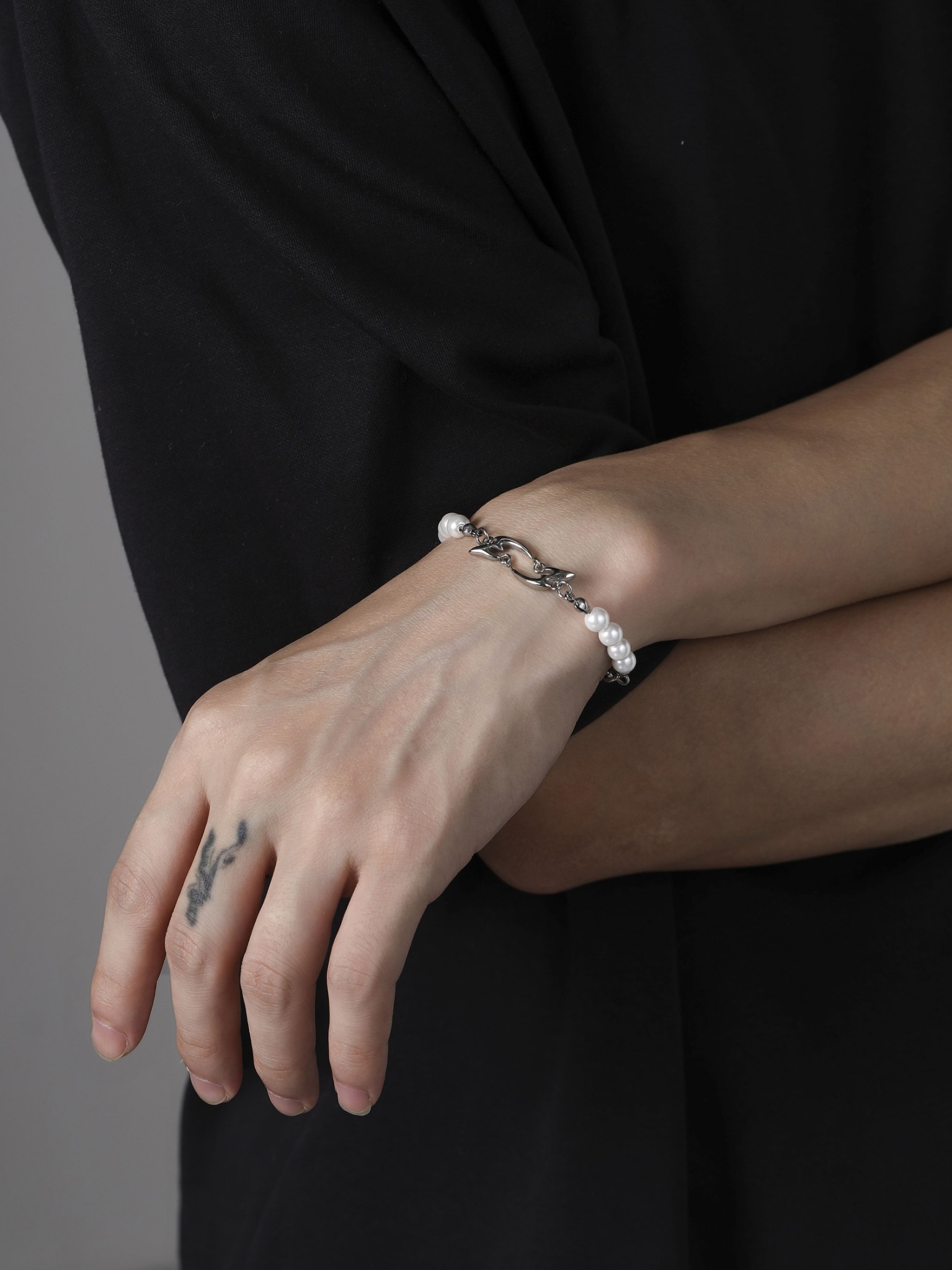 LINE_ALBUM_UCB010_251226_4