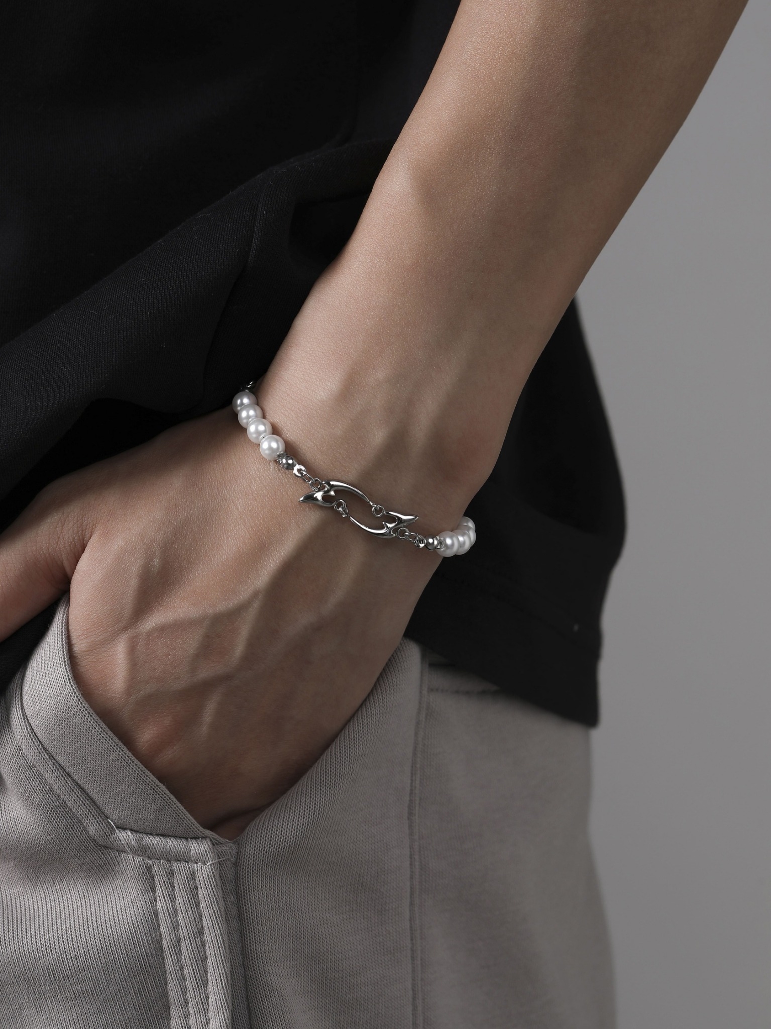 LINE_ALBUM_UCB010_251226_1