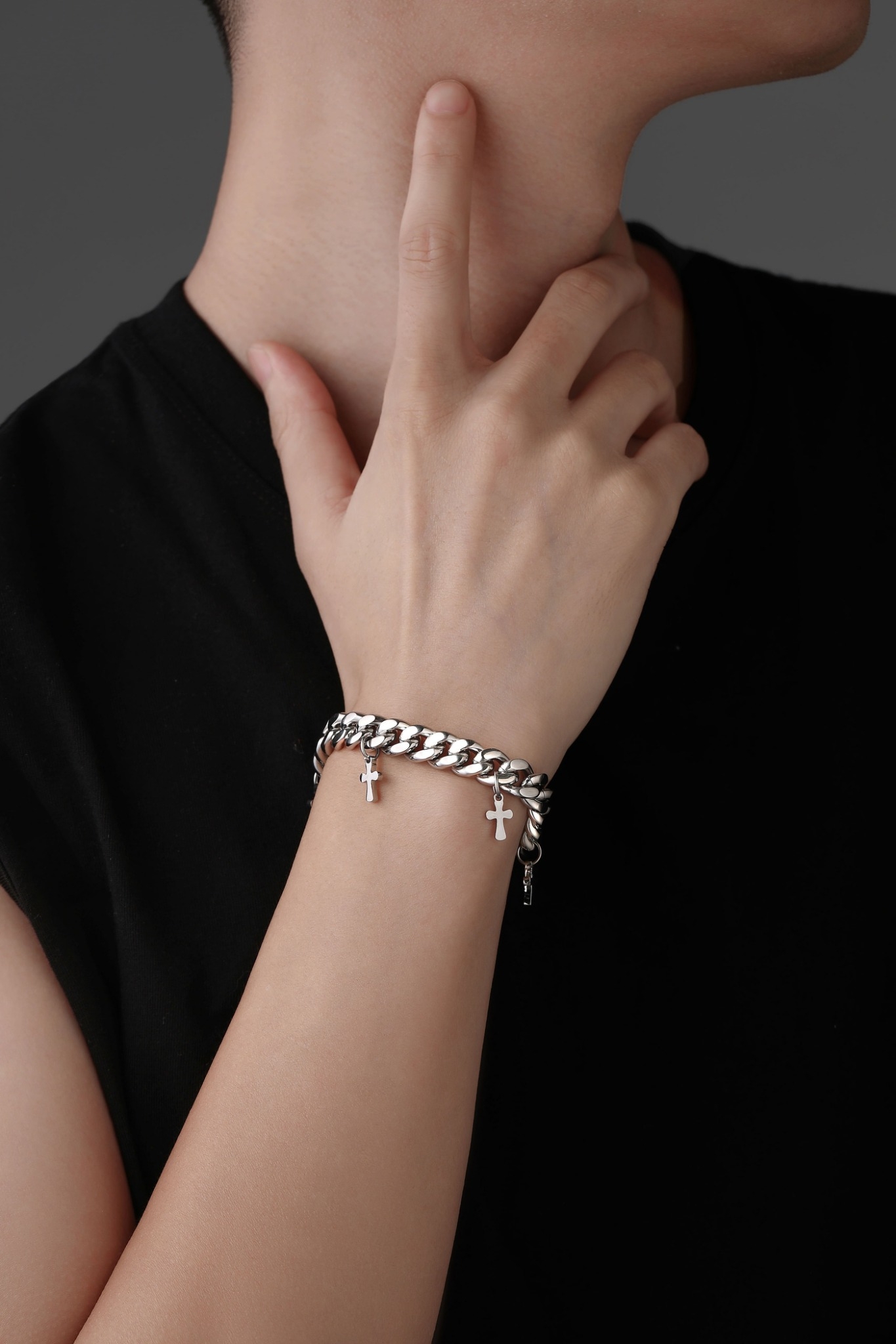 LINE_ALBUM_UCB007_251226_2