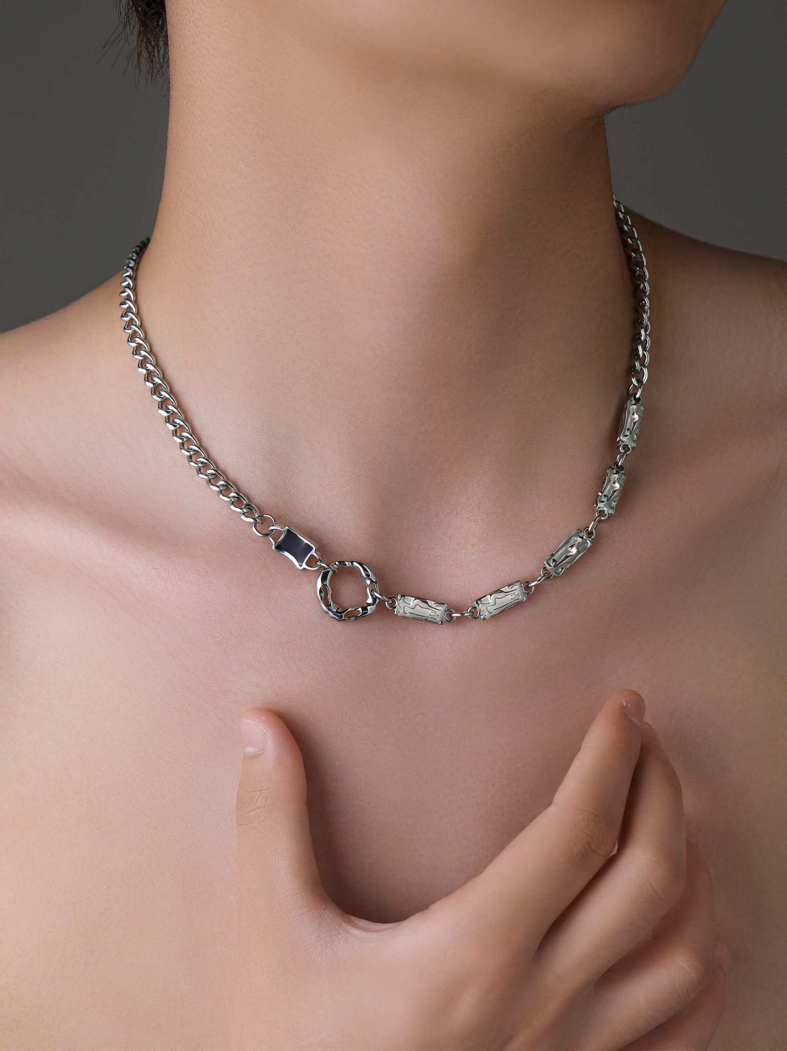 LINE_ALBUM_UCA013_251226_2