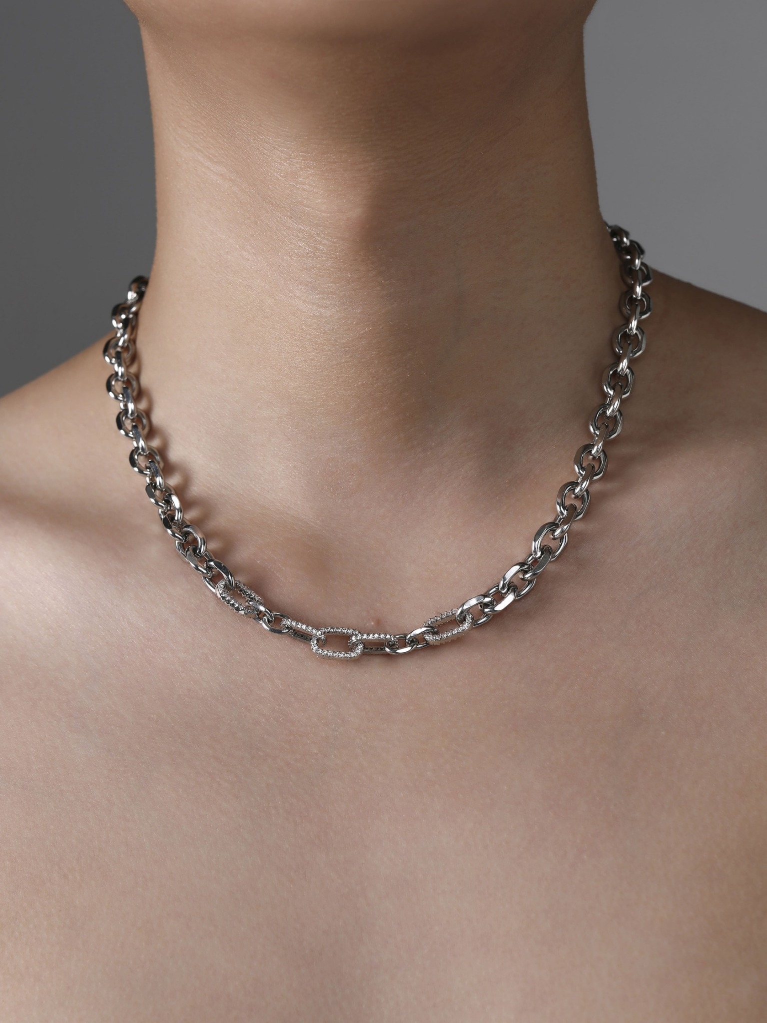 LINE_ALBUM_UCA018_251226_3