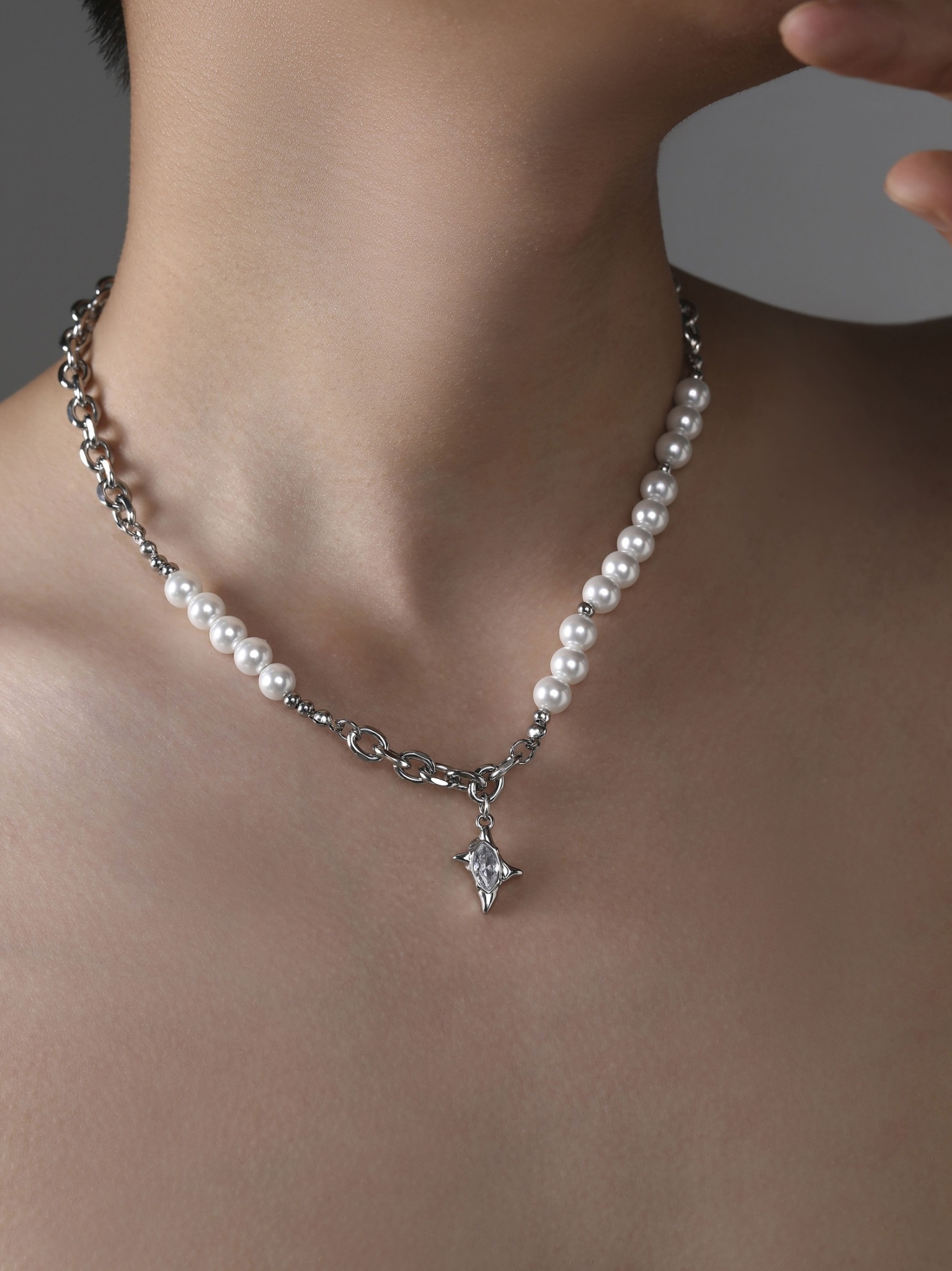 LINE_ALBUM_UCA019_251226_1