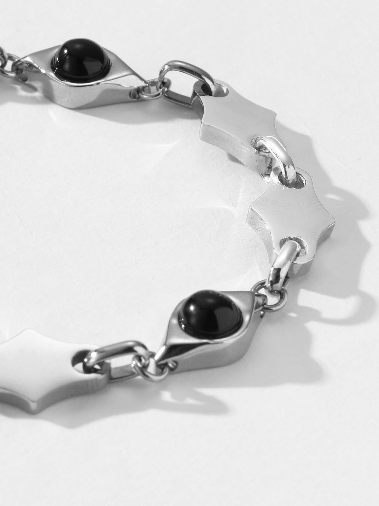 LINE_ALBUM_UCB008_251226_10