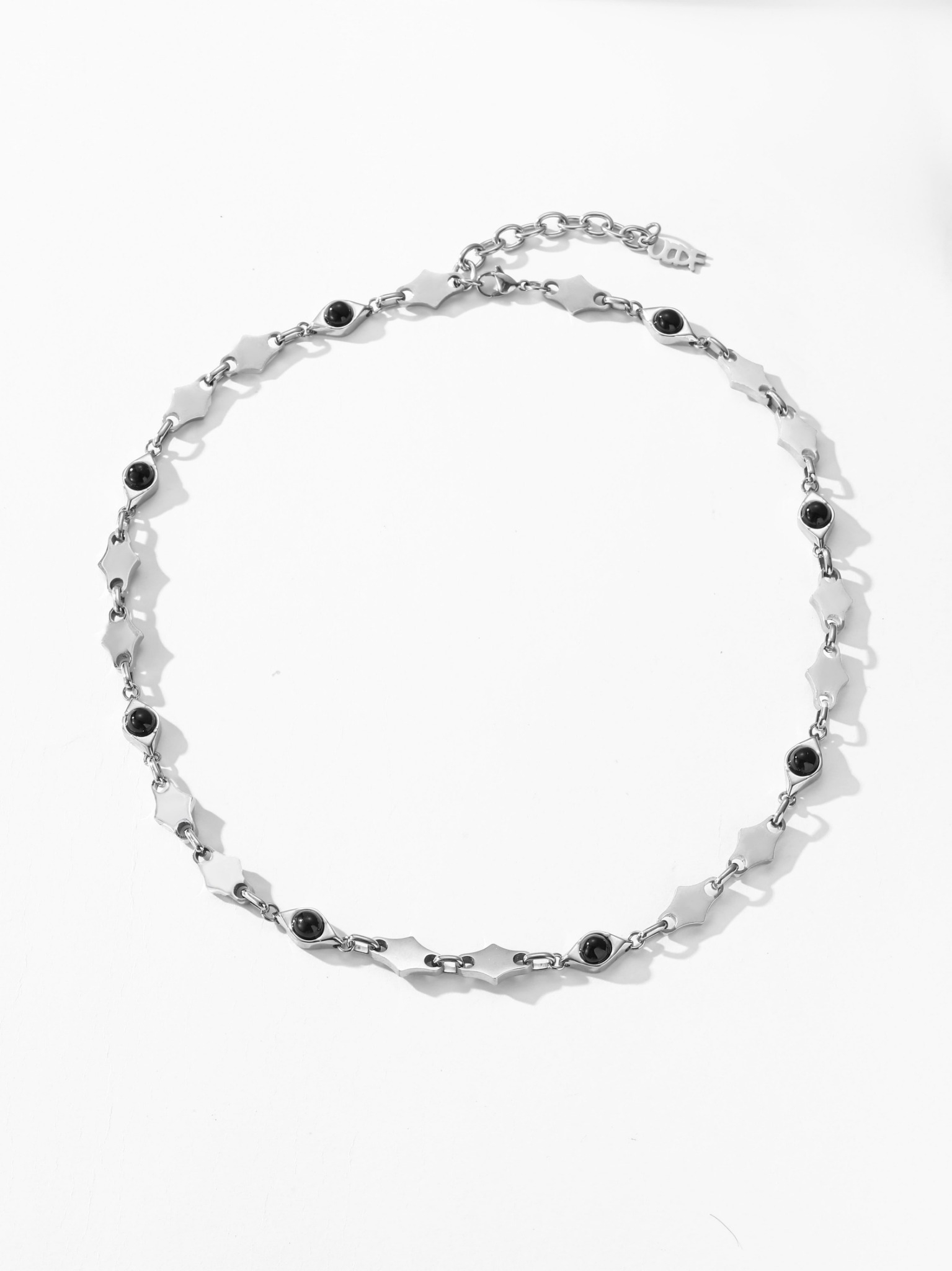 LINE_ALBUM_UCA016_251226_12