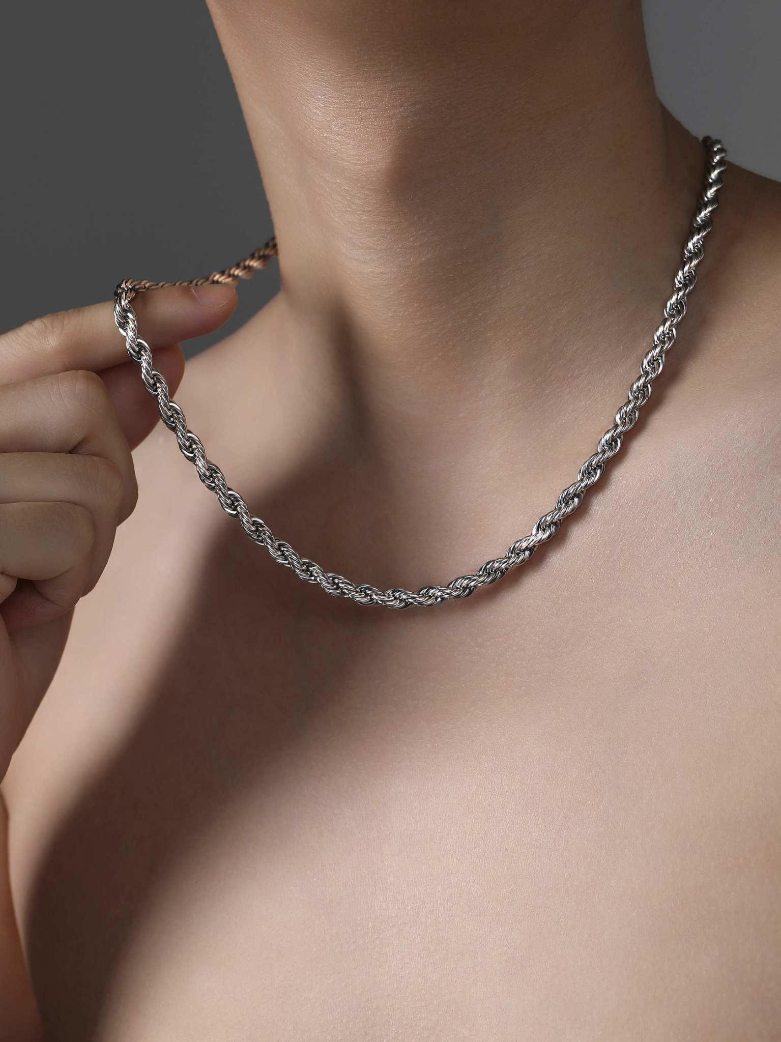 LINE_ALBUM_UCA017_251226_1