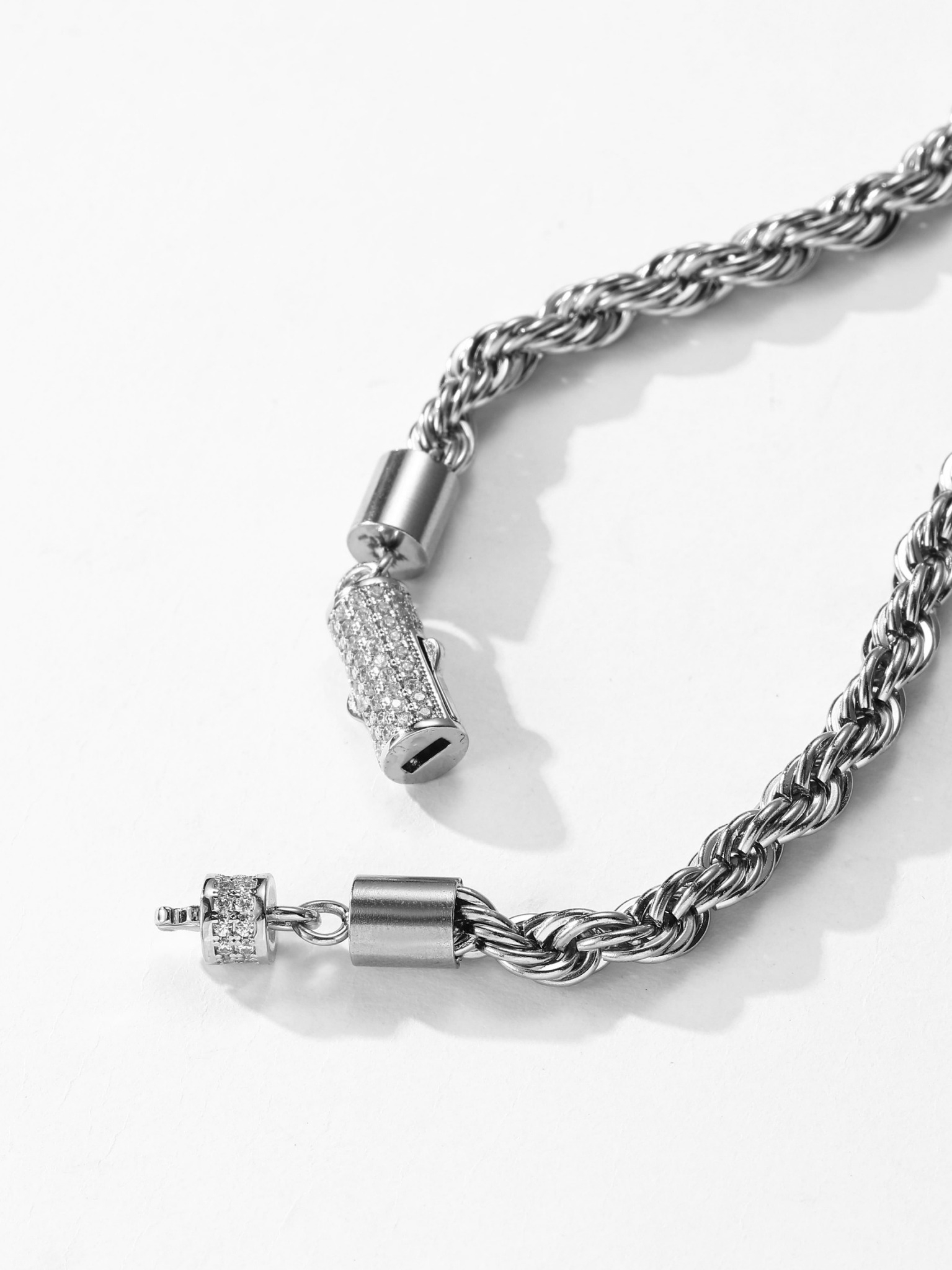 LINE_ALBUM_UCA017_251226_6