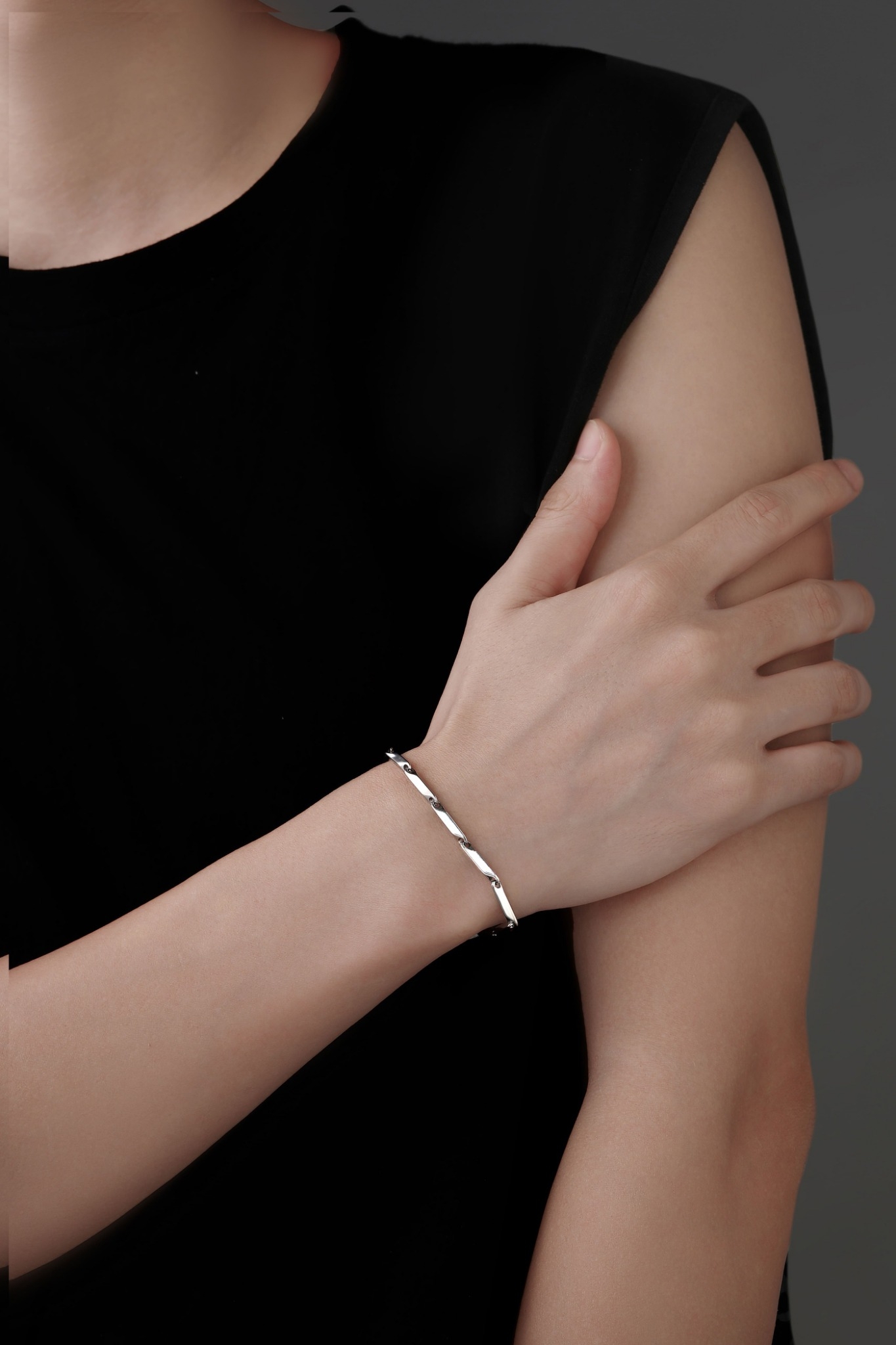 LINE_ALBUM_UCB004_251226_3