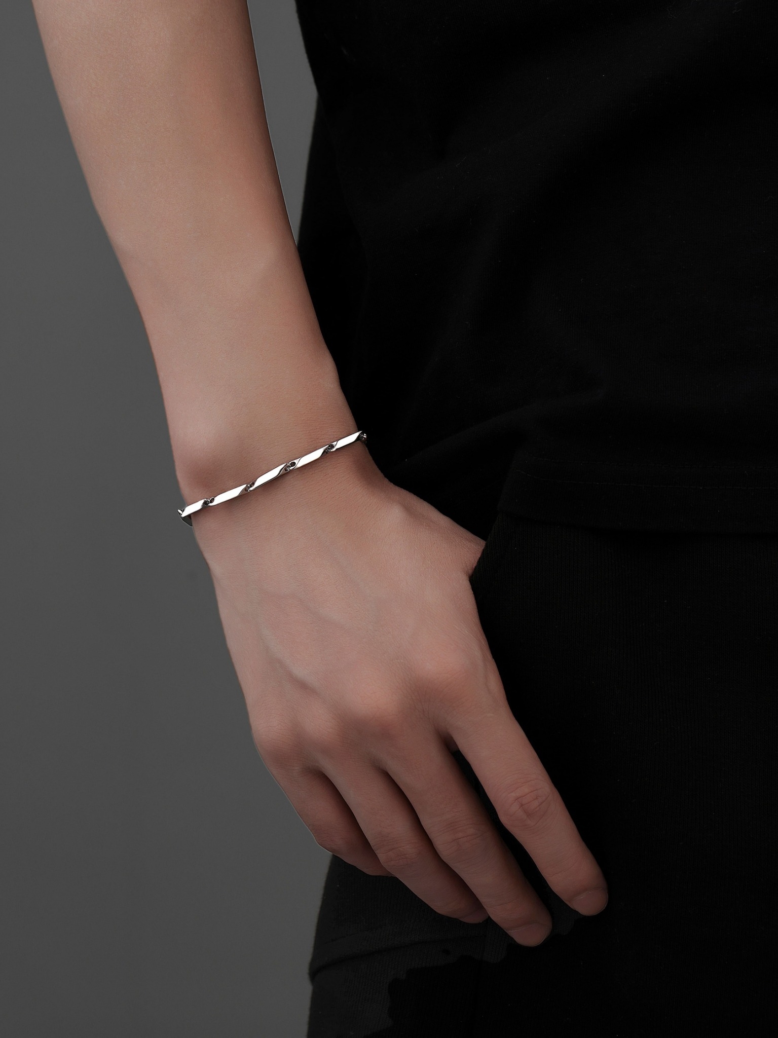 LINE_ALBUM_UCB004_251226_4