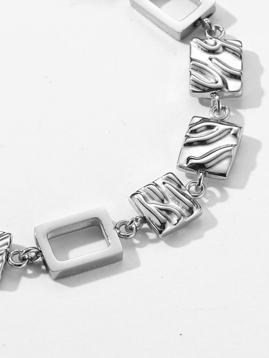 LINE_ALBUM_UCB001_251226_6