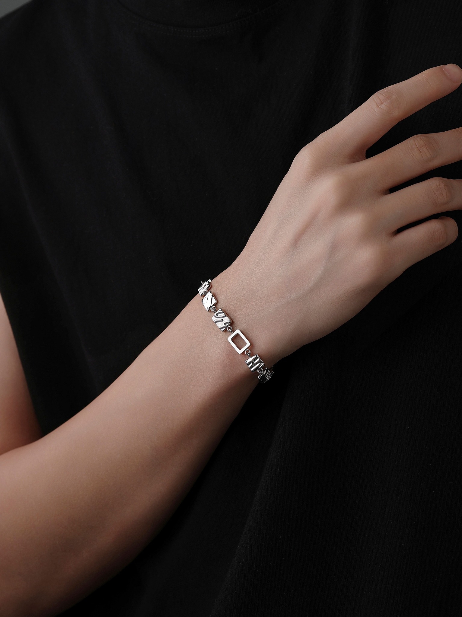 LINE_ALBUM_UCB001_251226_3