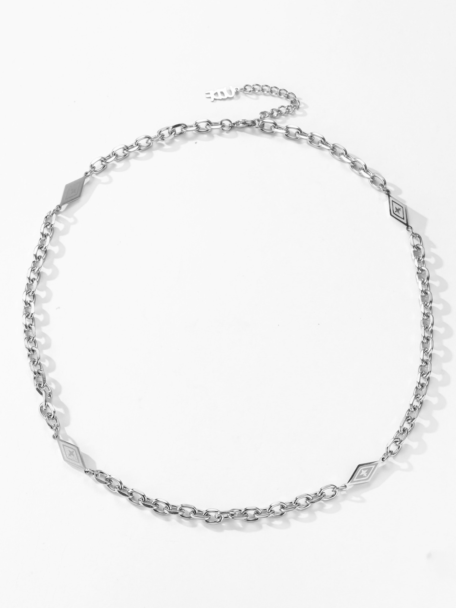 LINE_ALBUM_UCA028_251226_8